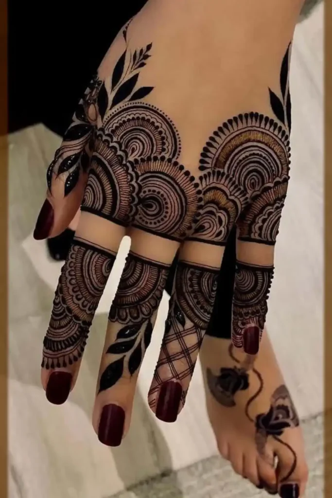 Arabic Design Finger Mehndi Designs